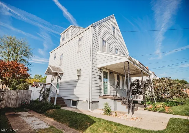 Homes for sale in Parkersburg, WV | 1612 24th St, Parkersburg, WV 26101 | MLS# 5203111