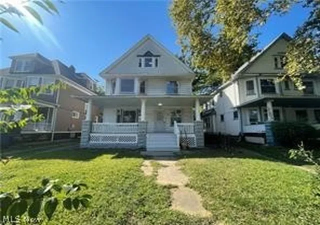 Homes for sale in Cleveland, OH | 10404 South Blvd, Cleveland, OH 44108 | MLS# 5203237
