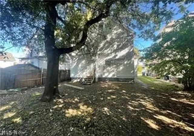 Homes for sale in Cleveland, OH | 10404 South Blvd, Cleveland, OH 44108 | MLS# 5203237