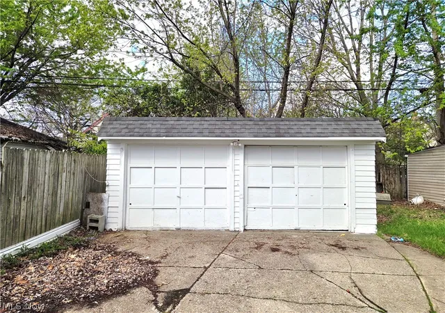 Photo 3 of House for sale at 2146 W 81st Street, Cleveland, OH 44102 | MLS# 5200777 | Listing updated on 2026-08-03