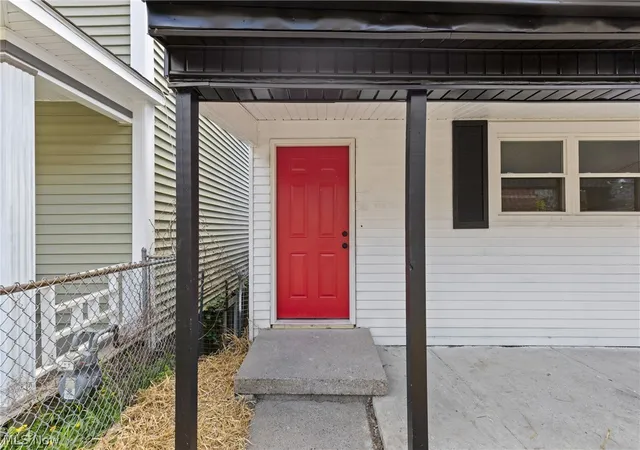 4th image of 412 Concord St, Martins Ferry, OH 43935 | MLS# 5203373