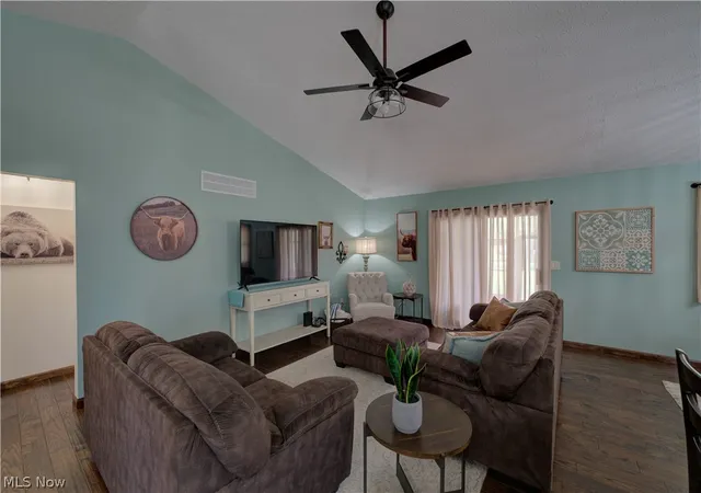 Photo 4 of Single family home for sale at 118 Sassafras Dr, Vermilion, OH 44089 | MLS# 5203003 | Listing updated on 2026-08-28
