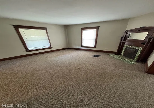 Homes for sale in Coshocton, OH | 707 Locust St, Coshocton, OH 43812 | MLS# 5202793