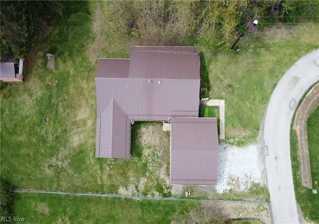 Homes for sale in Follansbee, WV | 146 Brown Rd, Follansbee, WV 26037 | MLS# 5197397