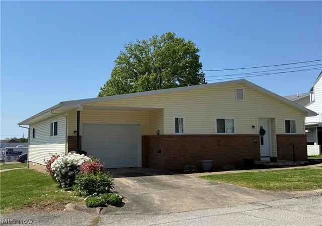 1st image of 1600 15th St, Parkersburg, WV 26101 | MLS# 5203563