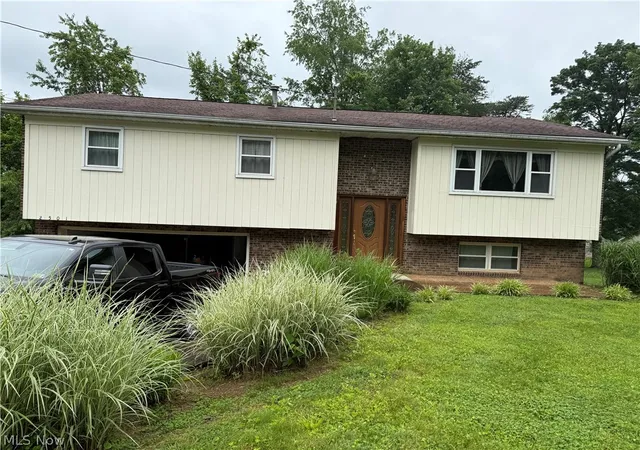 1st image of 2501 26th Pl, Parkersburg, WV 26101 | MLS# 5203640