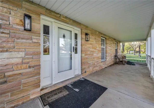Photo 2 of Sale Pending at 10712 W Ridge Rd, Elyria, OH 44035 | MLS# 5201360 | Listing updated on 2026-05-16