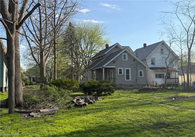 4th image of 347 11Th St, Elyria, OH 44035 | MLS# 5203786