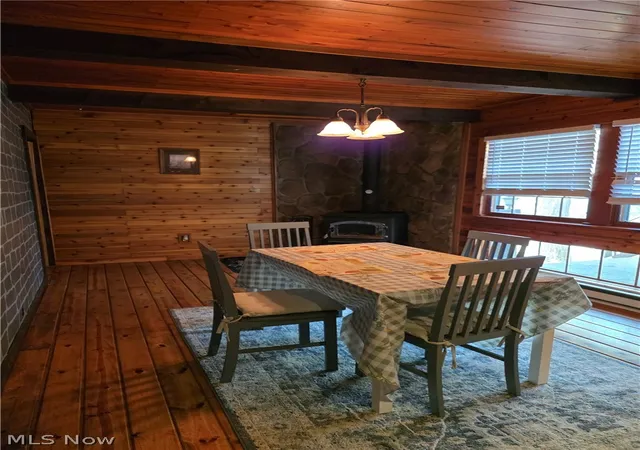 Photo 4 of Single family home for sale at 7374 Lakeshore Dr, Carrollton, OH 44615 | MLS# 5203229 | Listing updated on 2026-07-29