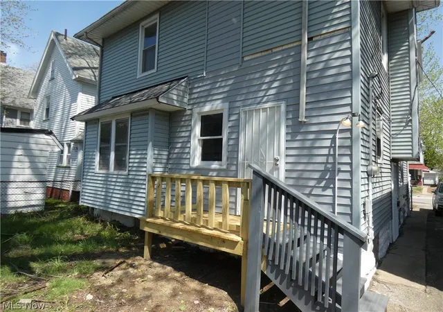 Homes for sale in Cleveland, OH | 462 E 109Th St, Cleveland, OH 44108 | MLS# 5203211