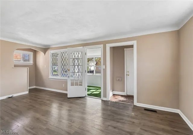 Homes for sale in Cleveland, OH | 13618 Wainstead Ave, Cleveland, OH 44111 | MLS# 5203830
