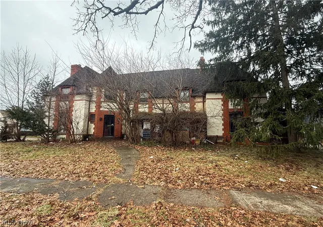 Photo 2 of Single family home for sale at 16321 Stockbridge Ave, Cleveland, OH 44128 | MLS# 5204026 | Listing updated on 2026-08-24