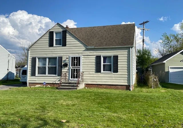 Homes for sale in Cleveland, OH | 3815 E 186th St, Cleveland, OH 44122 | MLS# 5203573