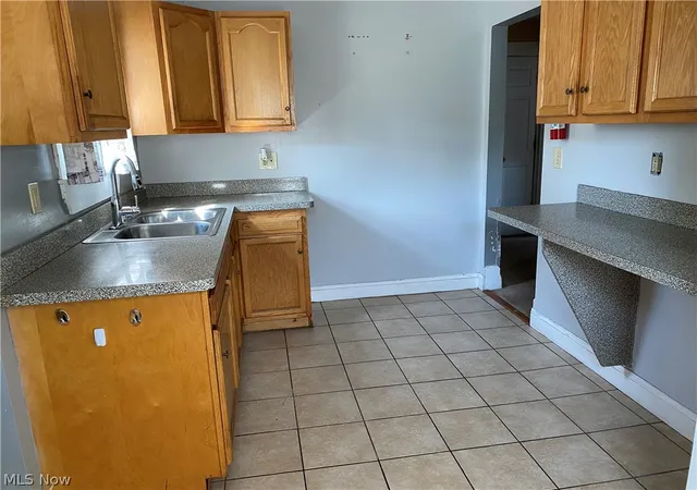 Homes for sale in Cleveland, OH | 3815 E 186Th St, Cleveland, OH 44122 | MLS# 5203573