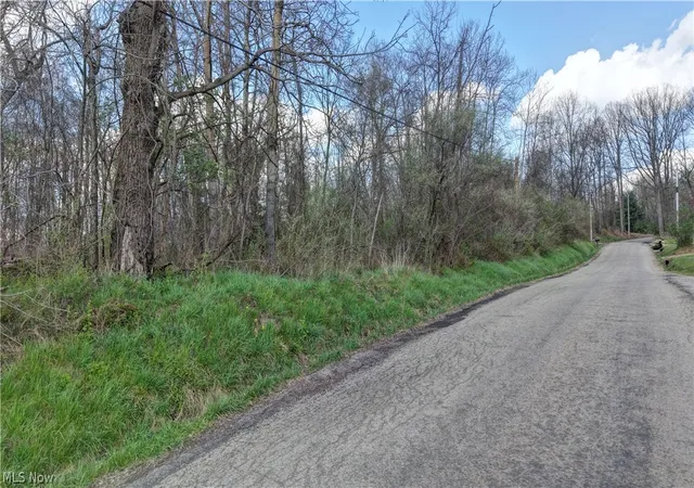 1st image of 0 Martin Dr Southeast, East Sparta, OH 44626 | MLS# 5204018
