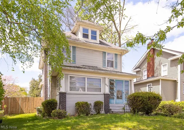 2nd image of 962 Woodward Ave, Akron, OH 44310 | MLS# 5204039