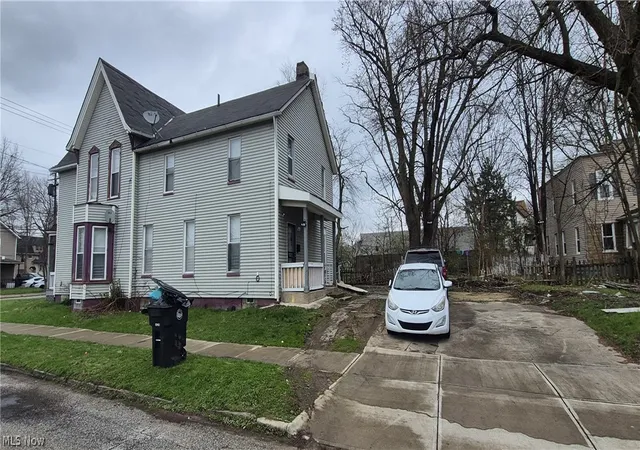 3rd image of 7202 Harvard Ave, Cleveland, OH 44105 | MLS# 5203359