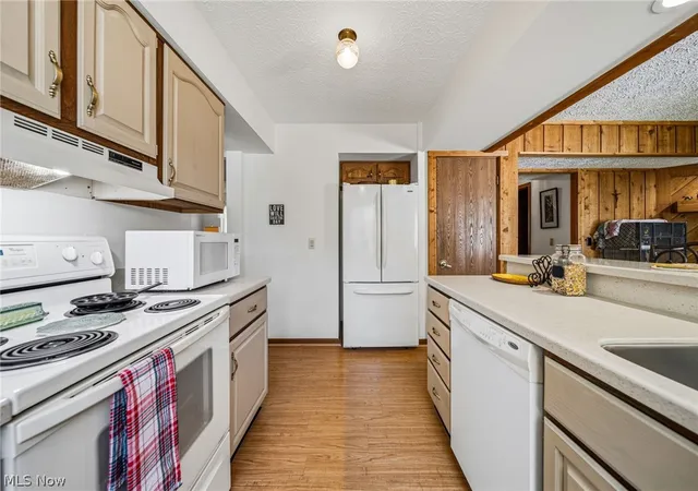 Photo 3 of Condo for sale at 6216 Center St, Mentor, OH 44060 | MLS# 5203731 | Listing updated on 2026-07-01