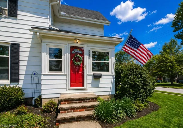 Homes for sale in Willoughby, OH | 4516 Wood St, Willoughby, OH 44094 | MLS# 5203789