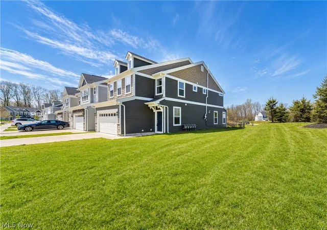 4th image of 830 S Greenway Dr, Westlake, OH 44145 | MLS# 5199322