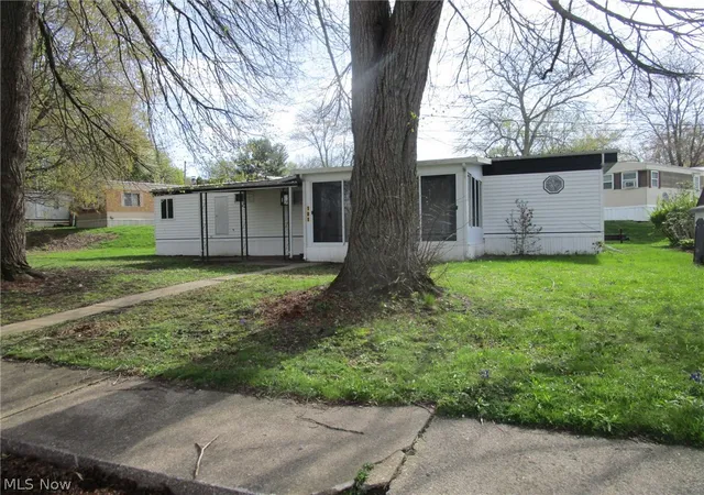 4th image of 1626 #191 E 51St St, Ashtabula, OH 44004 | MLS# 5203933
