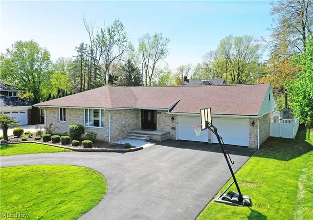 3rd image of 3210 Halsey Dr Ne, Warren, OH 44483 | MLS# 5204055