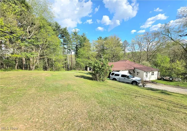 Homes for sale in Coshocton, OH | 46242 County Road 501, Coshocton, OH 43812 | MLS# 5204131