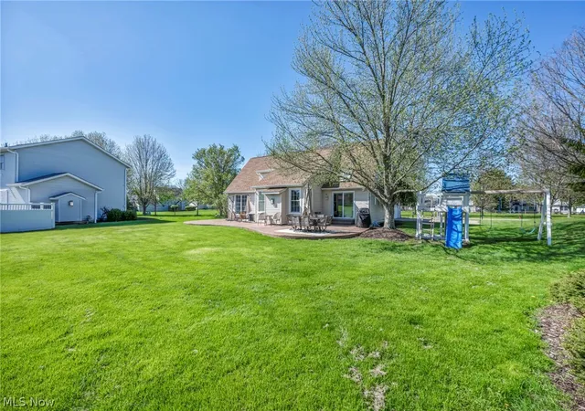 3rd image of 188 W Sturbridge Dr, Medina, OH 44256 | MLS# 5202531