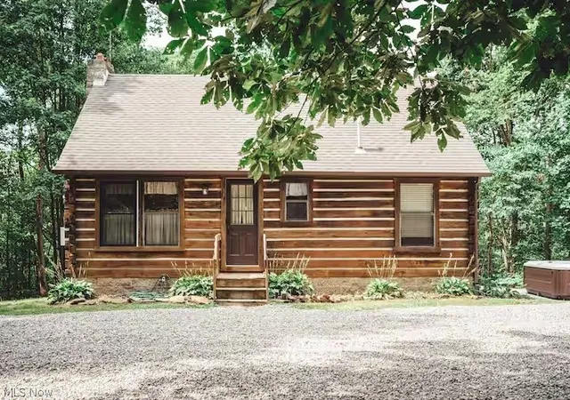 Photo 3 of Single family home for sale at 22916 Sam's Crk Rd, Laurelville, OH 43135 | MLS# 5203860 | Listing updated on 2026-09-01