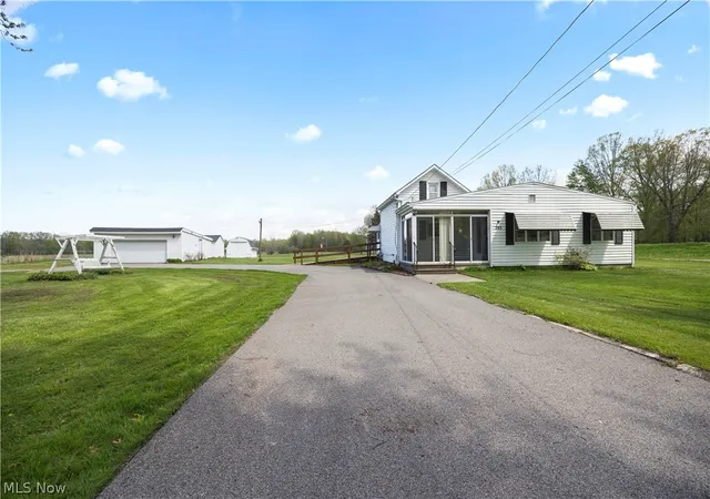 Homes for sale in South Amherst, OH | 203 Annis Rd, South Amherst, OH 44001 | MLS# 5204031