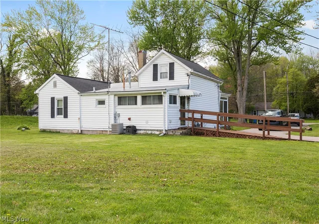 Homes for sale in South Amherst, OH | 203 Annis Rd, South Amherst, OH 44001 | MLS# 5204031
