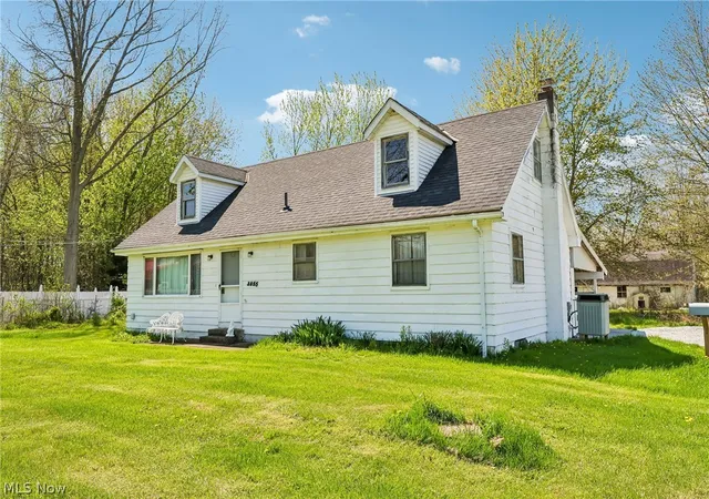 2nd image of 3855,3871 N Broadway, Geneva, OH 44041 | MLS# 5204264