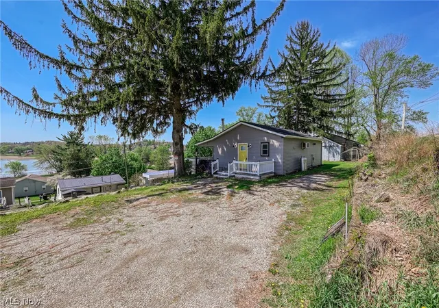 Homes for sale in Hanoverton, OH | 6443 Camp Blvd, Hanoverton, OH 44423 | MLS# 5204012
