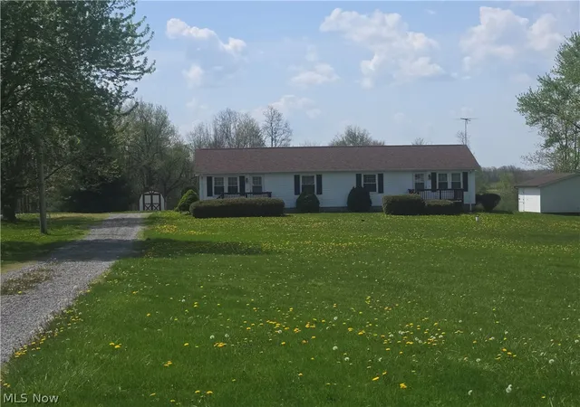 16763 Kinsman Rd, Middlefield, OH 44062 | MLS# 5204350 | Houzeo