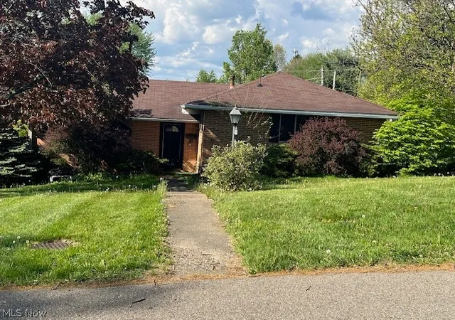 Homes for sale in Coshocton, OH | 1616 Woodland Dr, Coshocton, OH 43812 | MLS# 5204400