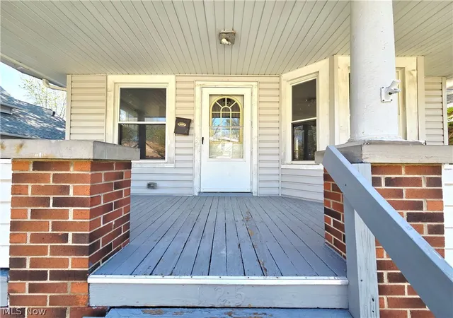 Photo 2 of Single family home for sale at 2125 W 81st Street, Cleveland, OH 44102 | MLS# 5204276 | Listing updated on 2026-08-03