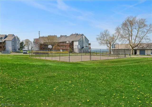 2nd image of 5919 Lake Rd W, Saybrook, OH 44004