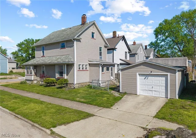 2nd image of 299 Nw 5th St Nw, Barberton, OH 44203 | MLS# 5201919