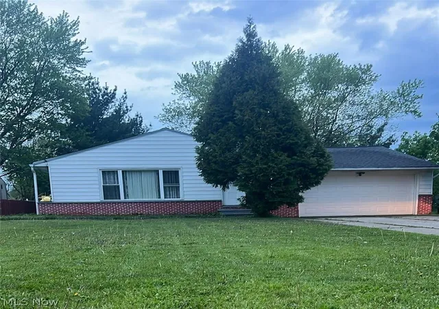 1st image of 5820 Wilson Mills Rd, Cleveland, OH 44143 | MLS# 5204443