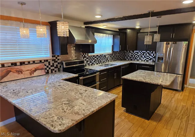 3rd image of 5820 Wilson Mills Rd, Cleveland, OH 44143 | MLS# 5204443