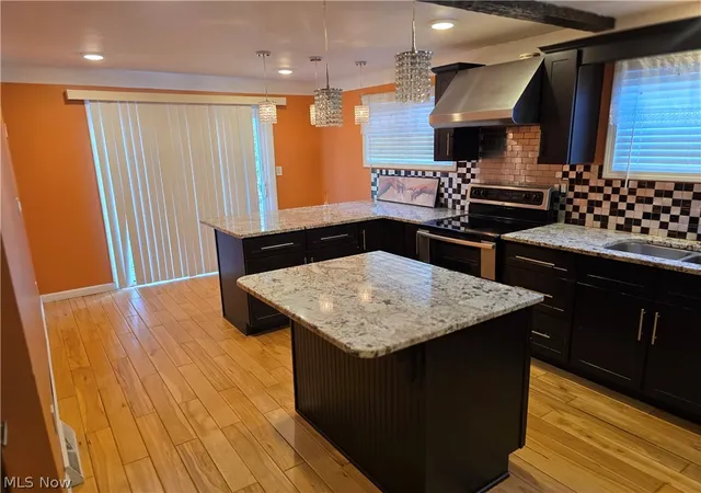 5th image of 5820 Wilson Mills Rd, Cleveland, OH 44143 | MLS# 5204443