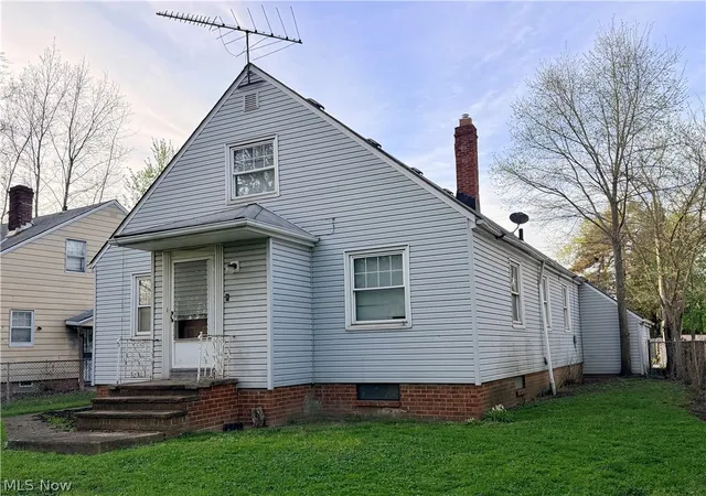 Homes for sale in Cleveland, OH | 10506 Park Heights Rd, Cleveland, OH 44104 | MLS# 5203542