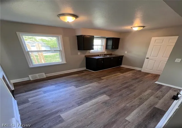 3rd image of 4468 E 156Th St, Cleveland, OH 44128 | MLS# 5203090