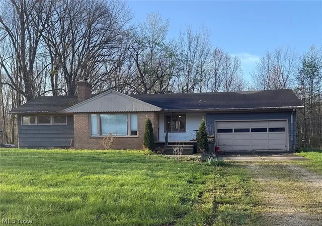Homes for sale in Ravenna, OH | 8466 Whipporwill Rd, Ravenna, OH 44266 | MLS# 5204580