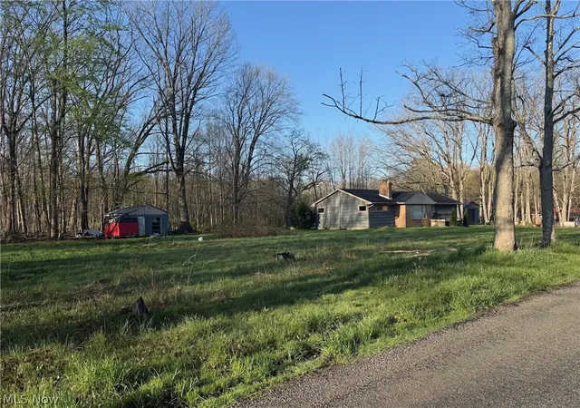 Homes for sale in Ravenna, OH | 8466 Whipporwill Rd, Ravenna, OH 44266 | MLS# 5204580