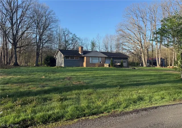 Homes for sale in Ravenna, OH | 8466 Whipporwill Rd, Ravenna, OH 44266 | MLS# 5204580