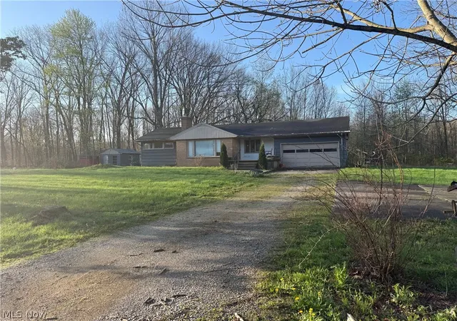 Homes for sale in Ravenna, OH | 8466 Whipporwill Rd, Ravenna, OH 44266 | MLS# 5204580