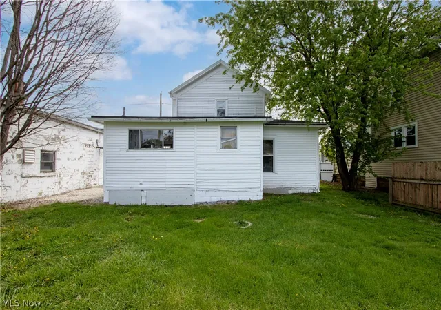 Homes for sale in Orrville, OH | 307 S Main St, Orrville, OH 44667 | MLS# 5204584