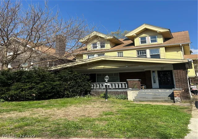 Homes for sale in Cleveland, OH | 899 Herrick Rd, Cleveland, OH 44108 | MLS# 5204291