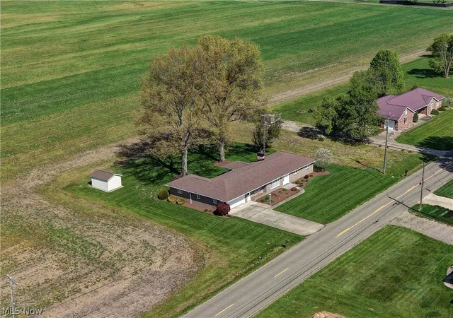 Homes for sale in Strasburg, OH | 7090 Winfield Strasburg Rd Nw, Strasburg, OH 44680 | MLS# 5204208